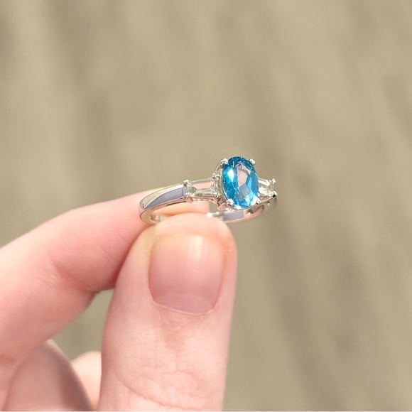 10K Swiss Blue Topaz oval baguette dainty solid white gold vintage style ring - Picture 5 of 13